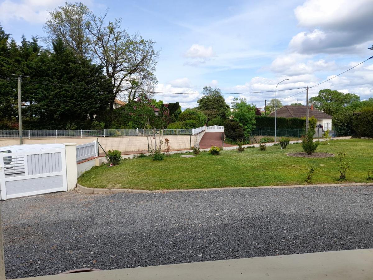 La Belle Maisonette Montmorillon Exterior foto